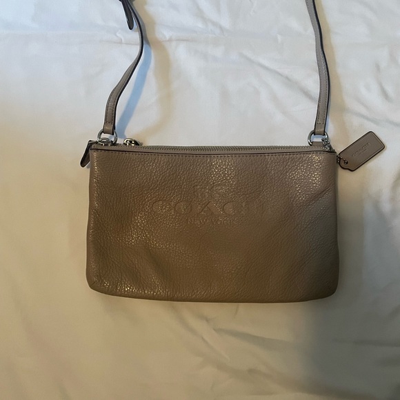 Coach Crossbody Bag - Picture 2 of 9